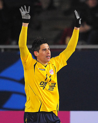 Molina et Seongnam prêts pour décrocher le titre. Mauricio Molina