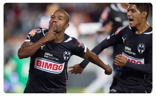 Dorlan Pabón  Dorlan Pabón offre le 2/2 aux Rayados