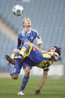 Wilhelmsson impuissant, Al Hilal s'incline pour la première fois de la saison Christian Wilhelmsson