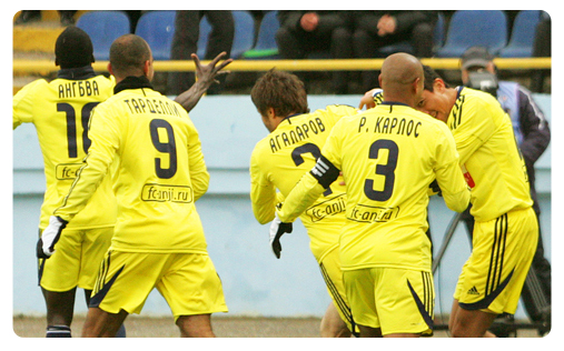 L'Anzhi de Roberto Carlos remporte son premier succès Anzhi