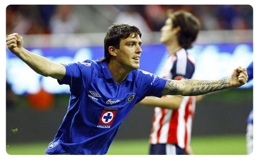 Cruz Azul Mauro Formica ouvre le score, Cruz Azul s'échappe