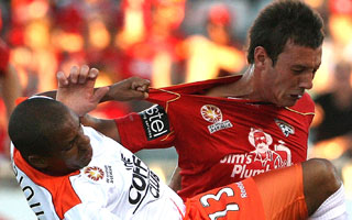 Brisbane s'écrase sur Adelaïde : la saison est terminée pour les Roar Brisbane
