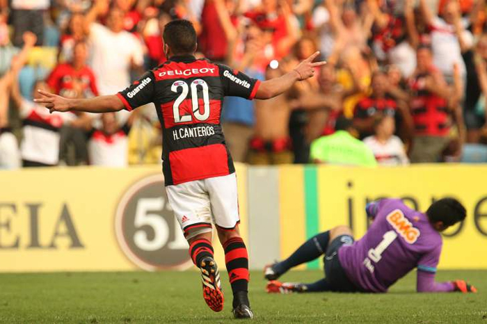 Canteros inscrit le second but, Cruzeiro tombe au Maracanã