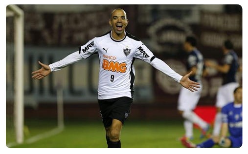 Diego Tardelli Diego Tardelli donne l'avantage au Galo