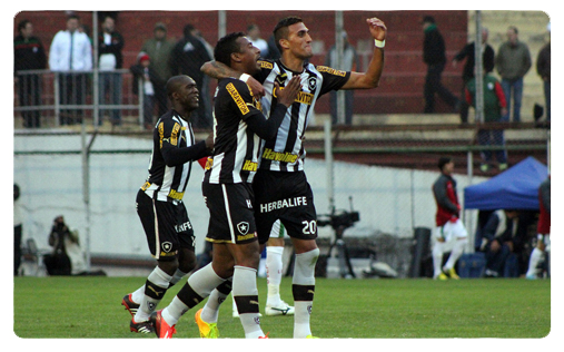 Botafogo toujours leader