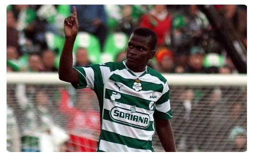 Carlos Quintero sauve Santos  Carlos Quintero