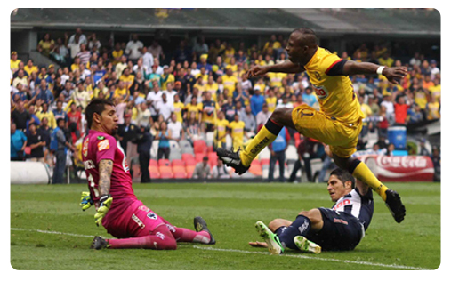 Chucho Benitez Pendant que Chucho Benitez s'envole, en coulisse, la Liga MX s'enlise