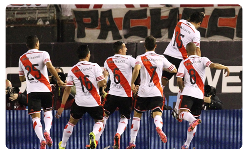 River River écrase Independiente