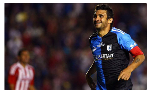 Bueno s'offre un doublé et fait tomber Chivas Carlos Bueno