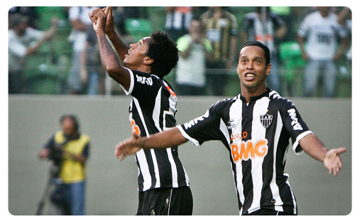 Jö et Ronaldinho, toujours solides leaders de la Serie A Atlético Mineiro