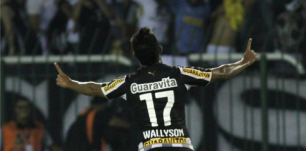 Wallyson sauve Botafogo